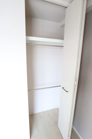 大阪市都島区片町１丁目の賃貸マンションの収納