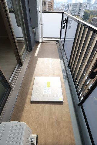 大阪市都島区片町１丁目の賃貸マンションのバルコニー