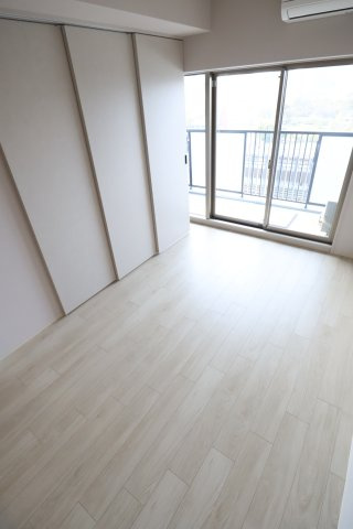 大阪市都島区片町１丁目の賃貸マンションの寝室