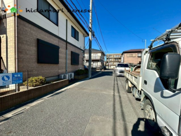 北区吉野町第2　新築戸建　リーブル04の前面道路含む現地写真