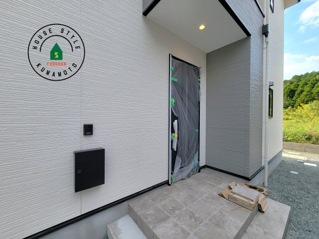 菊池市西寺第4-2棟（3号棟）　の外観：施工例|おでかけの時も帰った時も、「我が家」を最初に感じでもらえる素敵な空間に。