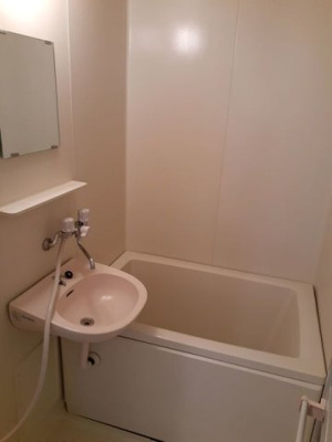 【浴室】 | ラフォーレ新正Ａ