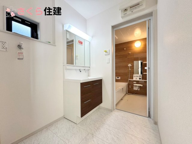 いろどりアイタウン栃木市藤岡町藤岡22-P6　１棟の内観：施工例|同社施工物件の写真です。※建具やフローリング、その他仕様が違う場合がございます。									
