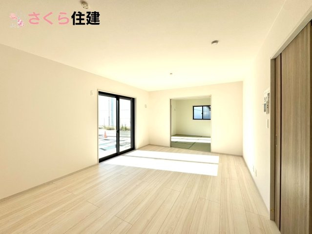 いろどりアイタウン栃木市藤岡町藤岡22-P6　１棟の内観：施工例|同社施工物件の写真です。※建具やフローリング、その他仕様が違う場合がございます。									
