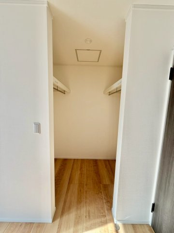 野田市桜の里　中古売戸建の収納|ウォークインクローゼット