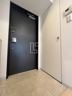 【玄関】 | ルクレ西長堀 | ルクレ西長堀　玄関スペース