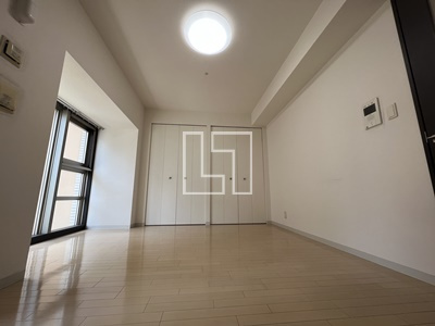 【居間・リビング】 | ルクレ西長堀 | ルクレ西長堀　洋室