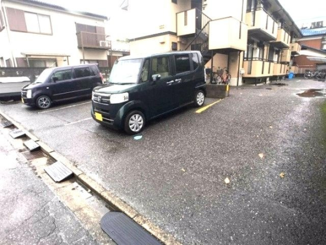 ガーデンハイツ相ノ谷の駐車場