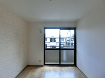 【洋室】 | ヴィラ西福原A棟