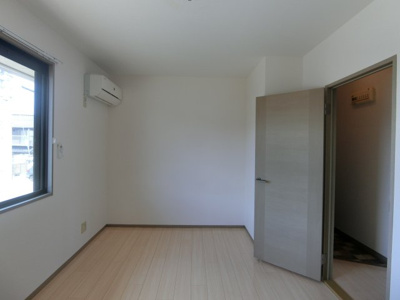 【洋室】 | ヴィラ西福原A棟