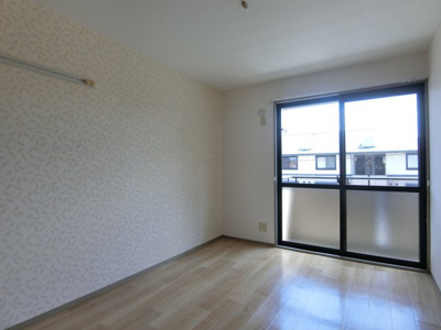 【洋室】 | ヴィラ西福原A棟