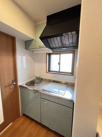 大阪市都島区都島本通２丁目の賃貸マンションのキッチン