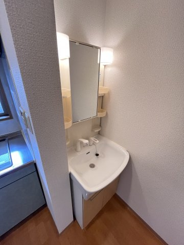 大阪市都島区都島本通２丁目の賃貸マンションの独立洗面台