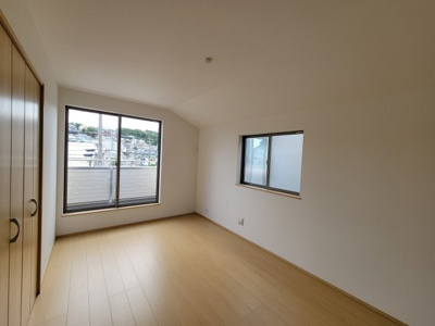 【洋室】 | 鈴蘭台南町６丁目　新築戸建 | 洋室約7.5帖