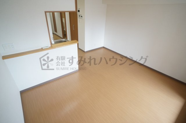 ジョイフローラの居間・リビング