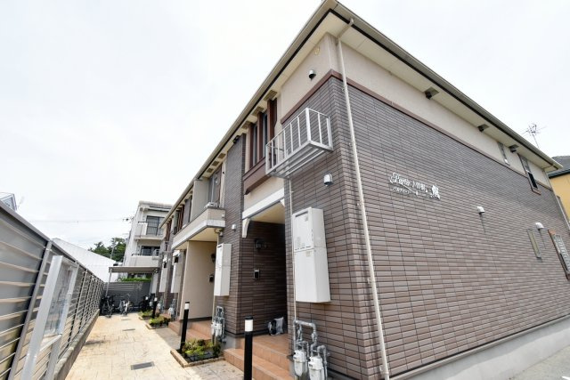 パルティール小曽根の外観