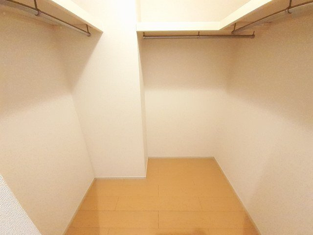 パルティール小曽根の収納