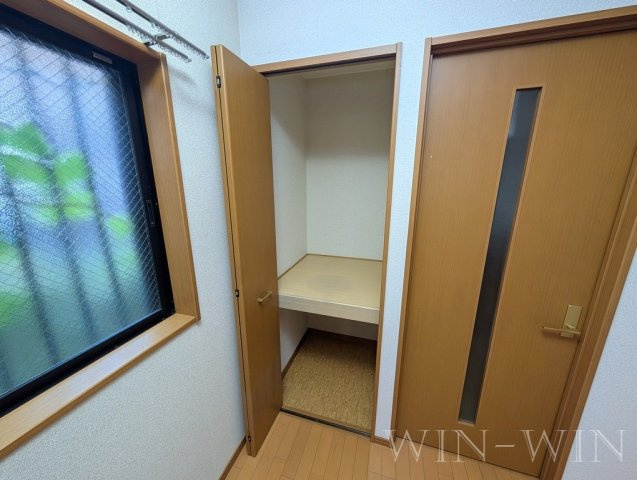 ブロードタウン神野 Eの収納