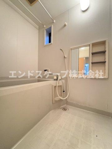 コンフォール石坂Bの浴室|高崎、前橋のお部屋探しはエンドスケープまで！お客様の理想お聞かせ下さい♪