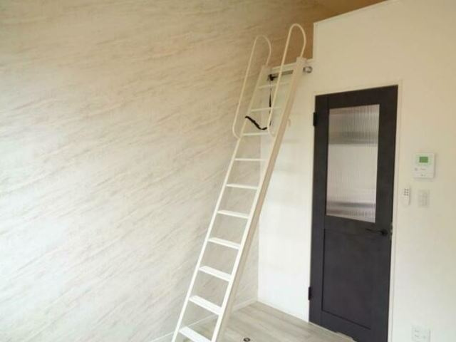 アザーレ・パッシオ生田Bの居間・リビング