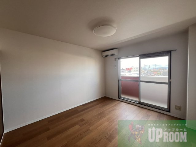 第7リーディングビルの居間・リビング