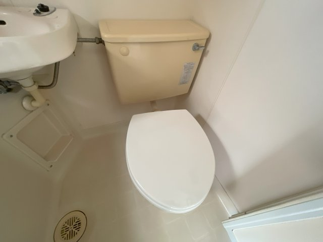 コーポサントーレアのトイレ|ゆったりとした空間のトイレです