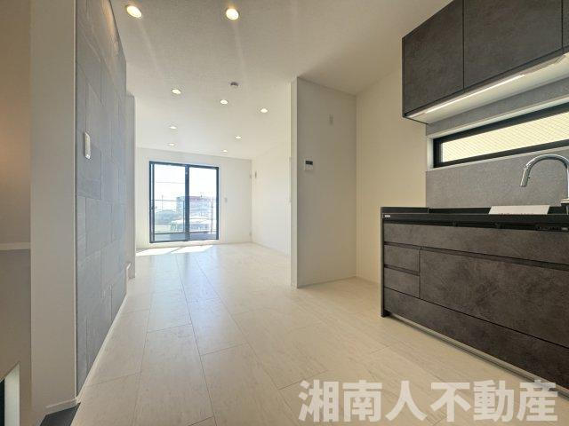 鎌倉市由比ガ浜４丁目３－８－２新築戸建ての居間・リビング|リビングです