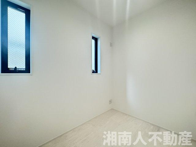 鎌倉市由比ガ浜４丁目３－８－２新築戸建ての洋室|個人の部屋や寝室として使える洋室です