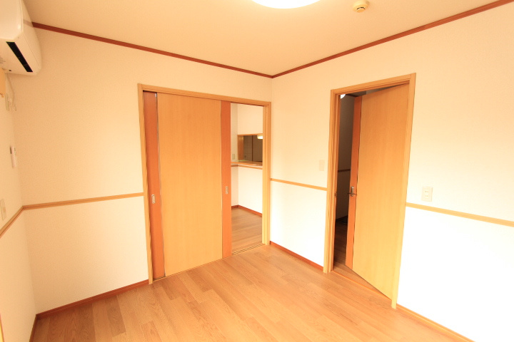 スペランツァの居間・リビング