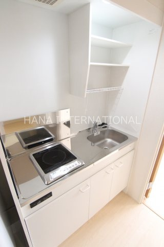 ヴィアロ伊興レジデンスAのキッチン