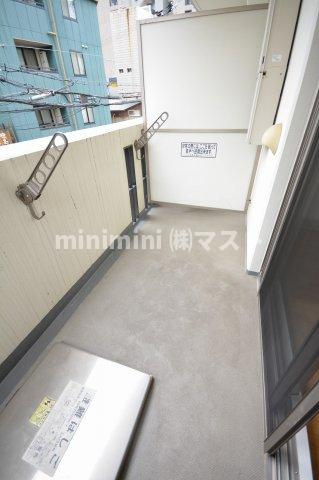 CASSIA福島駅前のバルコニー