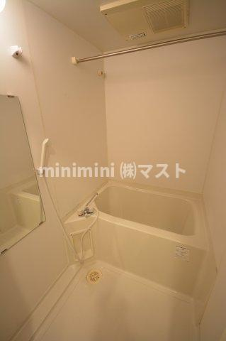 CASSIA福島駅前の浴室