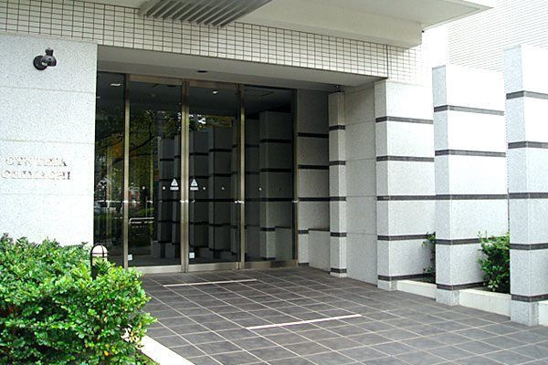レジディア大井町のエントランス