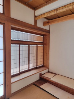 【和室】 | 市川三郷町市川大門　内外装一新中古戸建 敷地161坪 整形地 | 1階8帖和室