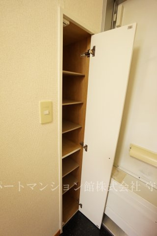 レオパレスカトレアの収納