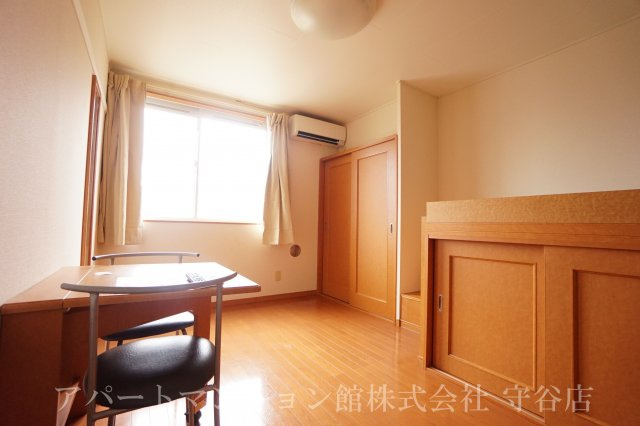 レオパレスカトレアの寝室|画像8