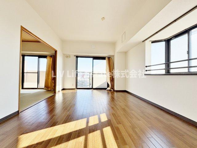 ヴィラセリーズの居間・リビング