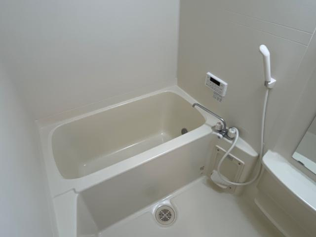 リーフの浴室|バス