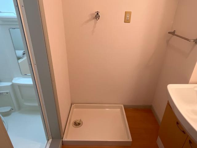 リーフのその他|洗濯機置場