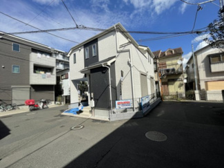 【前面道路含む現地写真】 | 上鶴間　新築分譲住宅　全1棟 | 外観