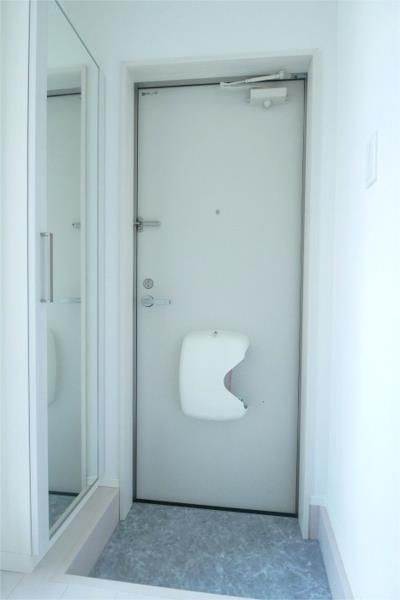 江戸川区南小岩６丁目のアパートの玄関