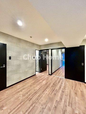 鶯谷日伸ハイツの居間・リビング|リビング