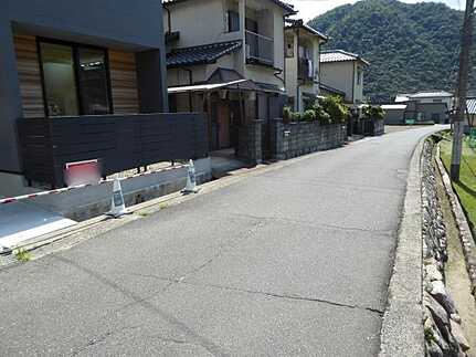 安佐北区可部9丁目の前面道路含む現地写真