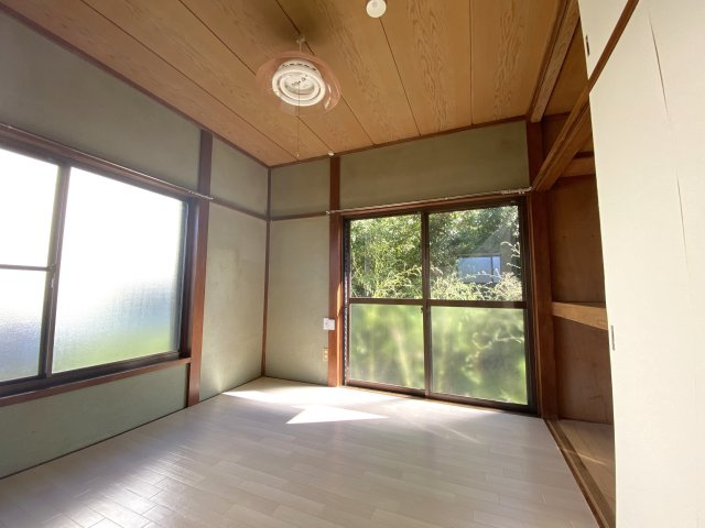 宿　行木2号貸家の洋室