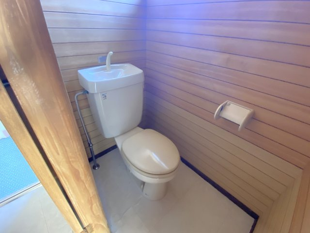 宿　行木2号貸家のトイレ
