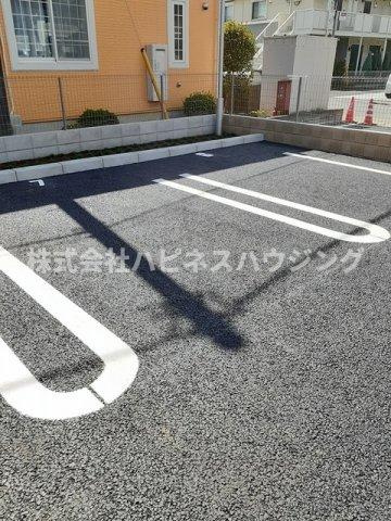 ディーセントⅠの駐車場