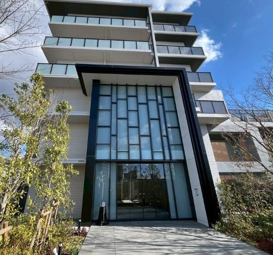 パークホームズLaLa門真のエントランス|■物件内覧・資金計画相談・住宅ローン相談、リフォーム相談、お問合せ受付中■
※当日・翌日のご内覧、ご相談はお電話でのお問合せがスムーズです！