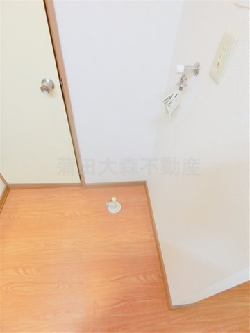 ファミールカツラの設備|洗濯機置き場