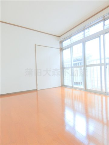 ファミールカツラの居間・リビング