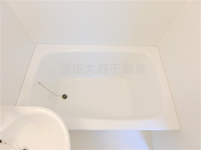 ファミールカツラの浴室